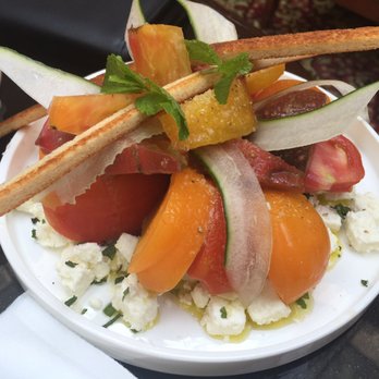Bar de l'Hôtel Intercontinental - Le Grand - Tomato feta basil salad - Bars Near Me - Paris, 75