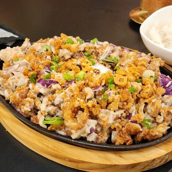 Karinderya - Sisig with steamed rice - Filipino Near Me - Williston, North Dakota Karinderya - Sisig with steamed rice - Filipino Near Me - Williston, North Dakota