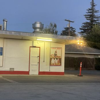 Snowhite Drive In - Burgers Near Me - Lodi, California Snowhite Drive In - Burgers Near Me - Lodi, California