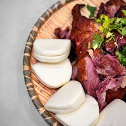 Yuan Bistro - Roasted duck with steamed bread  | @whaevaeats