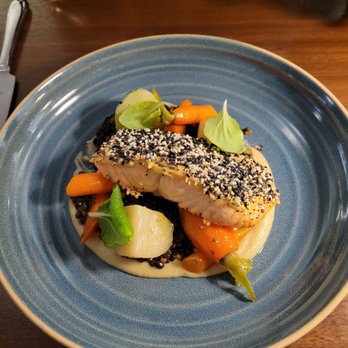 Glass Light - Salmon - New American Near Me - Norfolk, Virginia