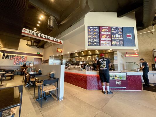 Mike's Red Tacos by null