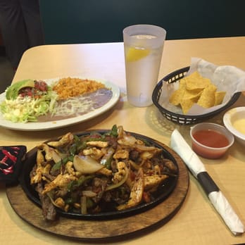 San Luis Grill & Tacqueria - Fajita Dinner Platter - Mexican Near Me - Cincinnati, Ohio