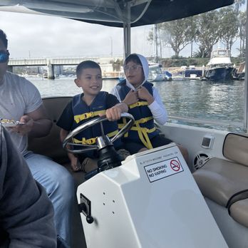 Voyagers - Mi amor - Boating Near Me - Newport Beach, California Voyagers - Mi amor - Boating Near Me - Newport Beach, California