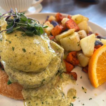 Whisper - Eggs Benedict with potato medley - Breakfast & Brunch Near Me - San Mateo, California