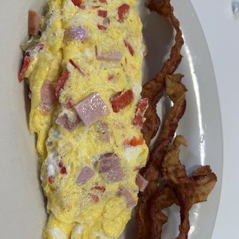 Pitt Stop Diner & Pizzeria - Delicious western omelet and super crispy bacon YUM - Diners Near Me - Houston, Pennsylvania Pitt Stop Diner & Pizzeria - Delicious western omelet and super crispy bacon YUM - Diners Near Me - Houston, Pennsylvania