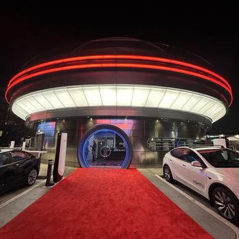 Tesla Diner - Diners Near Me - West Hollywood, California Tesla Diner - Diners Near Me - West Hollywood, California