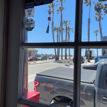Lucky Thai Cuisine - View out the door... the beach is so close! Have a nice lunch and head to the beach. - Thai Near Me - Ventura, California Lucky Thai Cuisine - View out the door... the beach is so close! Have a nice lunch and head to the beach. - Thai Near Me - Ventura, California