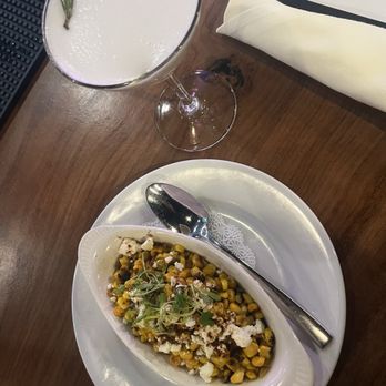 Six Eleven  - Elote - Bars Near Me - Martinez, California