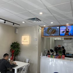 Ooodles Noodle House