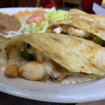 Taqueria Vallarta - a plate of food - Tacos Near Me - Old Hickory, Tennessee Taqueria Vallarta - a plate of food - Tacos Near Me - Old Hickory, Tennessee