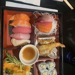 Tomo Sushi - Tasty lunch at a reasonable price.