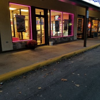 Baskin Robbins - the outside of a store - Ice Cream & Frozen Yogurt Near Me - Meridian charter Township, Michigan Baskin Robbins - the outside of a store - Ice Cream & Frozen Yogurt Near Me - Meridian charter Township, Michigan