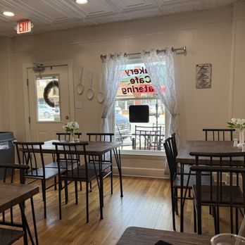 The Wooden Spoon - Desserts Near Me - Lincolnton, North Carolina