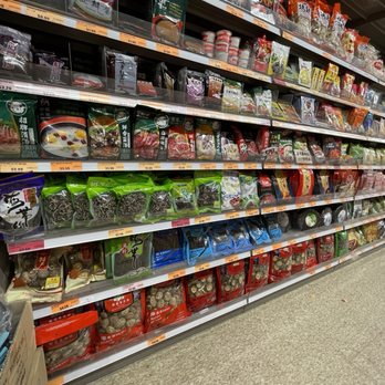 Ethnic Supermarket - hotpot flavorings, dried seaweed, mushrooms, veg, etc - Grocery Near Me - Milton, Ontario