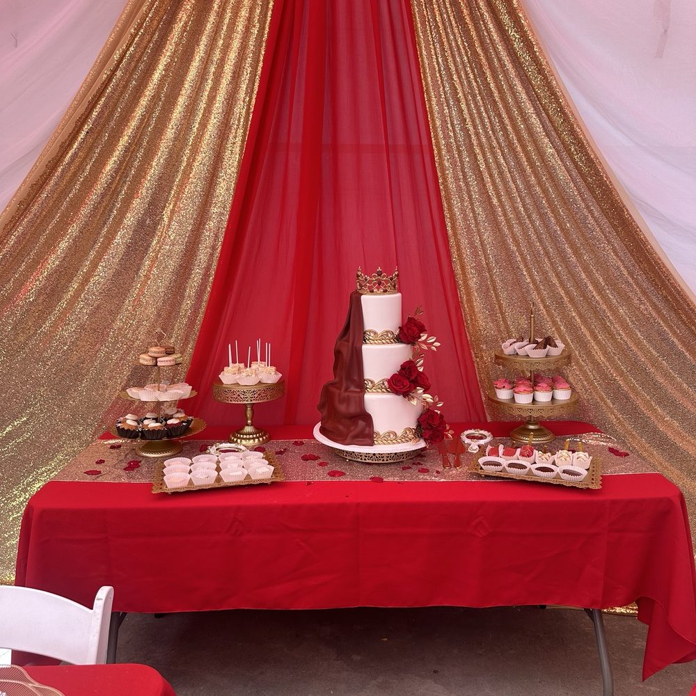 Ele Makes Cakes - Treat table - Custom Cakes Near Me Ele Makes Cakes - Treat table - Custom Cakes Near Me