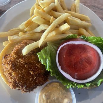 Crabby Bill's - Crab cake sandwich - Seafood Near Me - St. Pete Beach, Florida