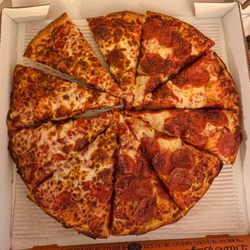 DoubleDave's Pizzaworks - Large Deep Dish Pizza - half cheese/half pepperoni