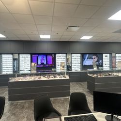 Europtics - Eyeglass selection.