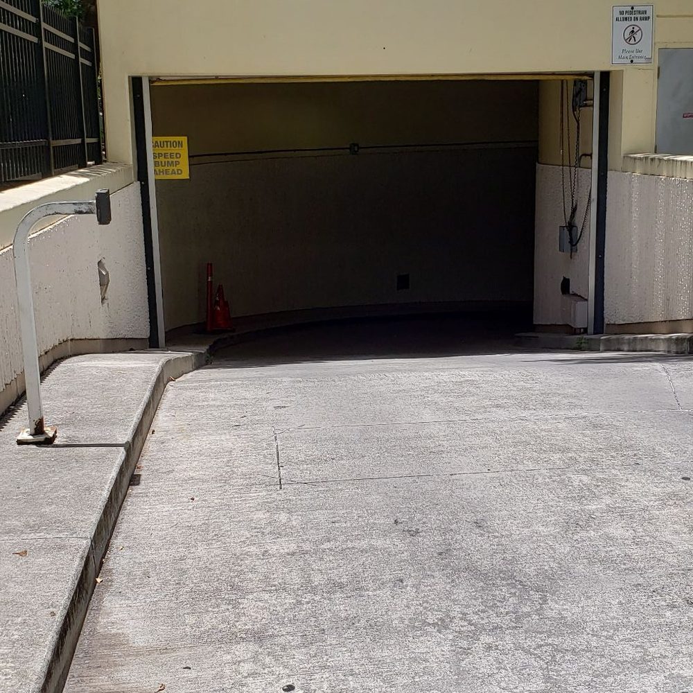 Smith & Beretania Parking - Sketchy entrance but this is it. - Parking Near Me - Honolulu, Hawaii