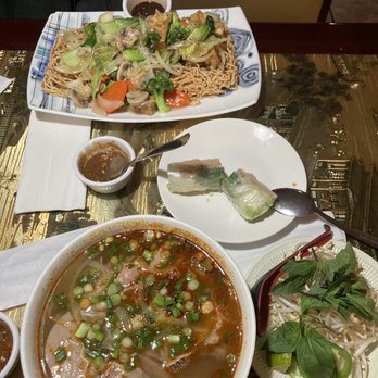 Pho Saigon Kitchen - Stir-fried Vegetables with crispy fried noodles  Spicy beef noodle soup - Vietnamese Near Me - Lynchburg, Virginia