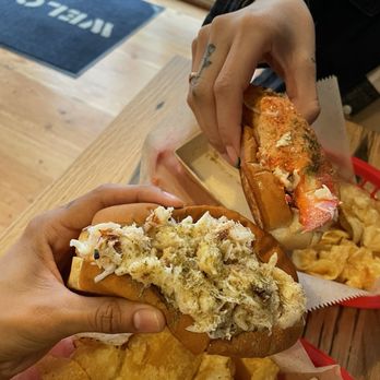 Luke's Lobster - Seafood Near Me - Seattle, Washington Luke's Lobster - Seafood Near Me - Seattle, Washington