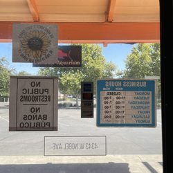 Ultimate Aquarium - The hours and location