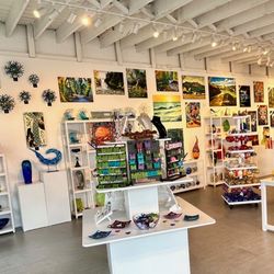 Tacoma Glass Gallery - Large Art Gallery