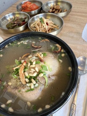 Jun Won Dak IG @junwon_la by null