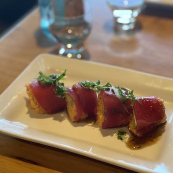 EAT'S SUSHI - Sushi Bars Near Me - Costa Mesa, California