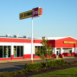 Les Schwab Tire Center