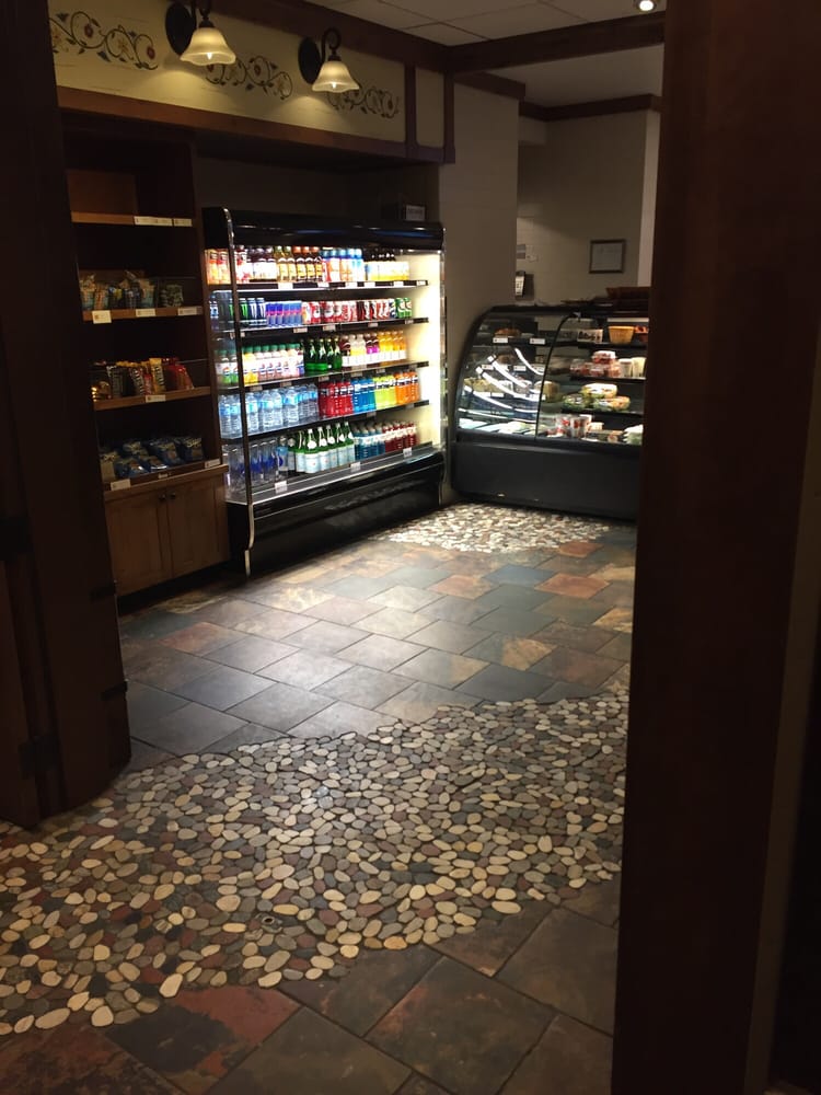 Cascade Village Market And Cafe Image