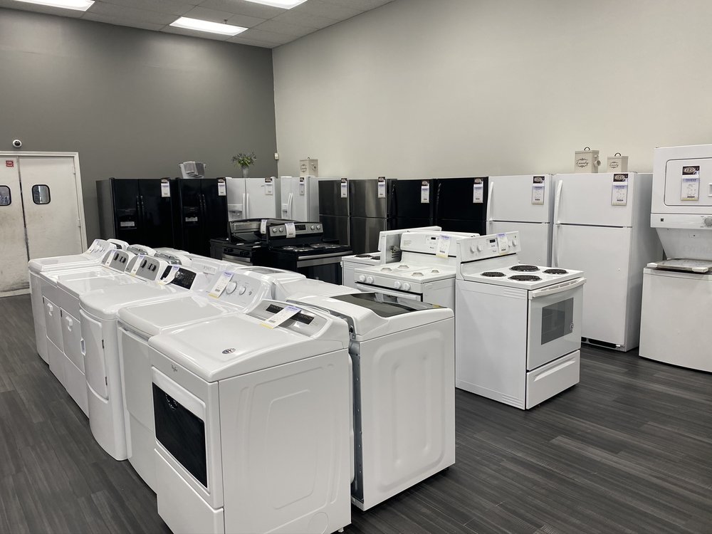 THE PREMIER COMPANIES Updated September 2024 Williamsburg, Virginia