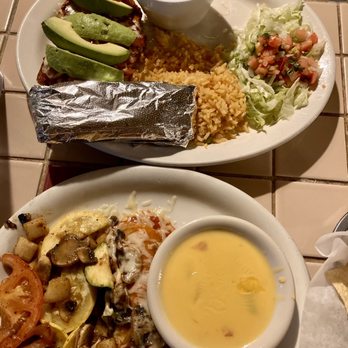 La Palapa - Pollo Avocado, Enchilada Combo - Tex-Mex Near Me - Austin, Texas