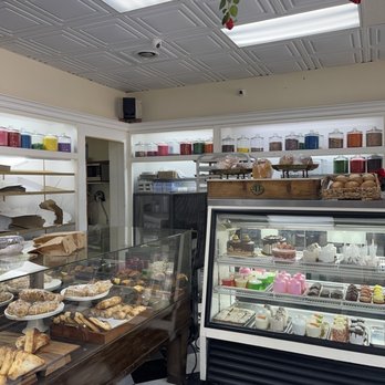 Forest Park Bakery - Bakeries Near Me - Forest Park, Illinois