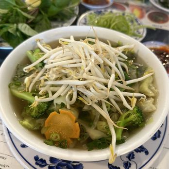 Pho & Company - Vegetable Pho w/beef broth (not vegetarian broth) - Vietnamese Near Me - Kapolei, Hawaii