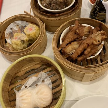 Hei La Moon - Har gow, siu mai, chicken feet, and spicy steamed pork ribs. - Dim Sum Near Me - Boston, Massachusetts Hei La Moon - Har gow, siu mai, chicken feet, and spicy steamed pork ribs. - Dim Sum Near Me - Boston, Massachusetts