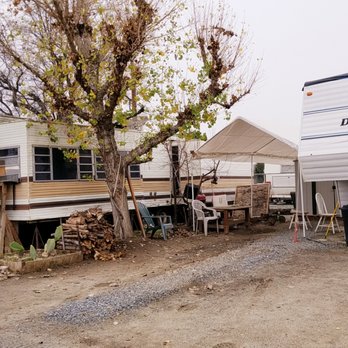 Kings Mobile Lodge & RV Park - Worst RV Park we've ever seen. - RV Parks Near Me - Corcoran, California