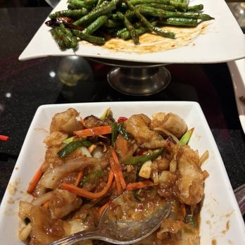 Frank Fat's - Garlic Chili Green Beans and Spicy Calamari with Basil - Chinese Near Me - Sacramento, California