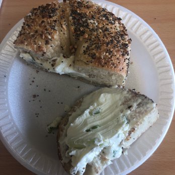 I Bagel Cafe - YAAAAS - Bagels Near Me - Albertson, New York