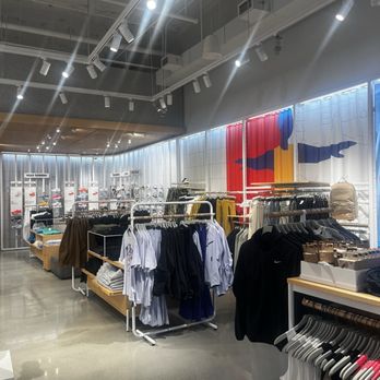 Nike Avalon - Shoe Stores Near Me - Alpharetta, Georgia