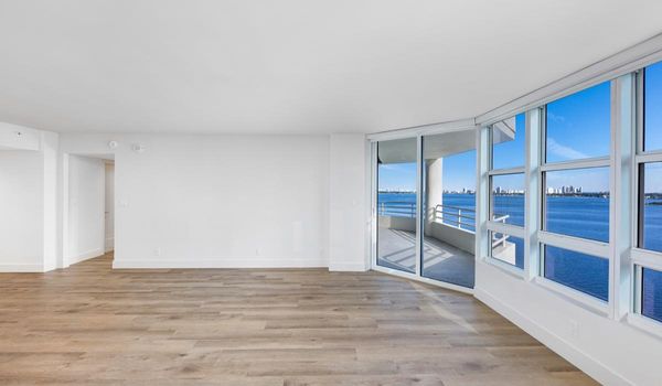 The Hamilton by null