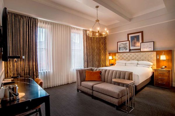 St. Louis Union Station Hotel, Curio Collection by Hilton by null