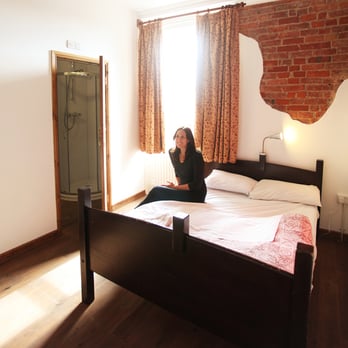Palmers Lodge - Ensuite Double - Hostels Near Me - London, XGL Palmers Lodge - Ensuite Double - Hostels Near Me - London, XGL
