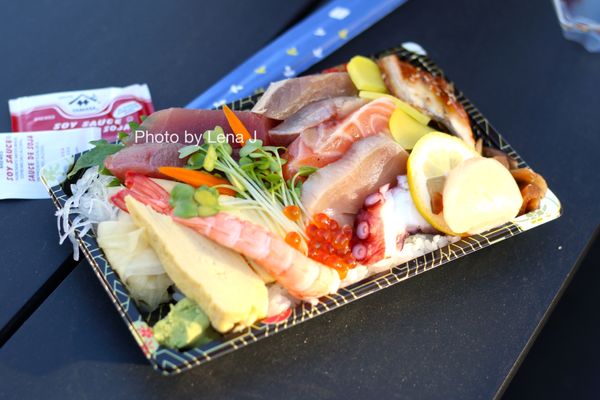 KamadoSushi,Omakase,$60orMoreFreeDeliveryByToast by null