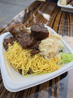 Maxi's Noodle by null