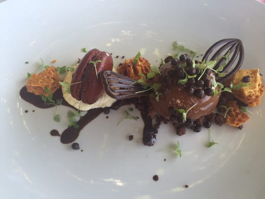 Tradewinds Hotel and Suites by null