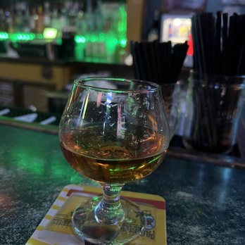 O'Malleys Bar - They actually refer to this particular glass (they only have one) as "Doug's Glass". Very flattering - Sports Bars Near Me - Santa Barbara, California O'Malleys Bar - They actually refer to this particular glass (they only have one) as "Doug's Glass". Very flattering - Sports Bars Near Me - Santa Barbara, California