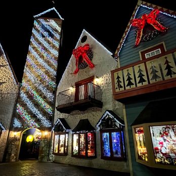 The Incredible Christmas Place - Gift Shops Near Me - Pigeon Forge, Tennessee The Incredible Christmas Place - Gift Shops Near Me - Pigeon Forge, Tennessee