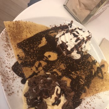 Santini - Crepe - Gelato Near Me - Cascais, 11